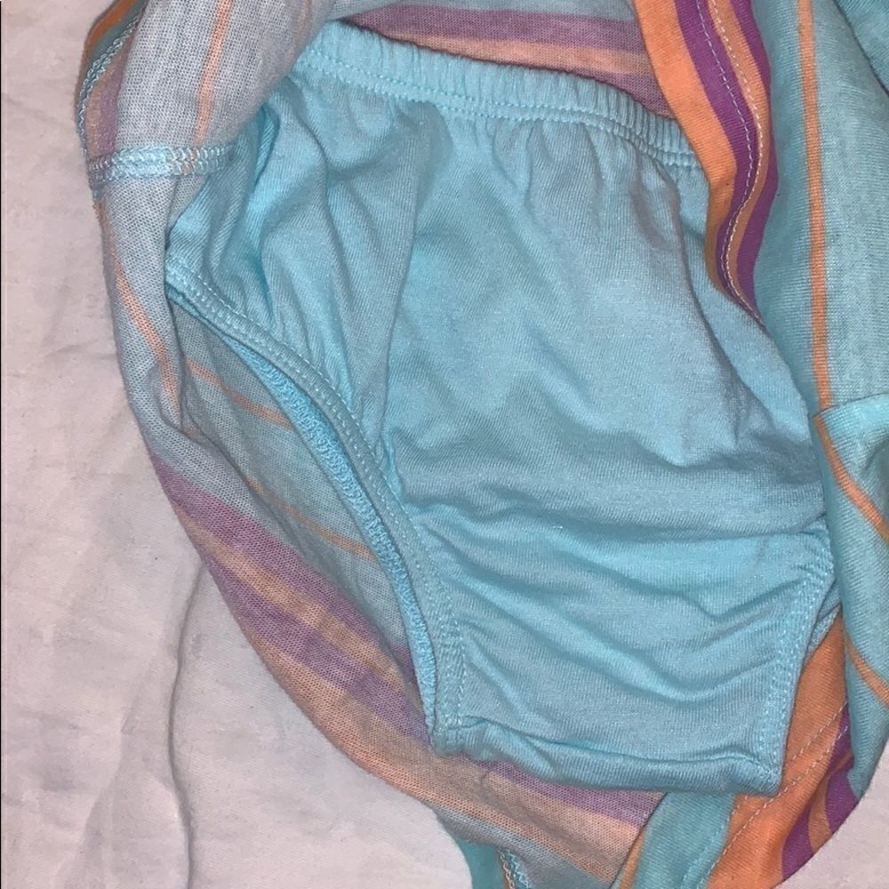 2pc set - Picture 2 of 3